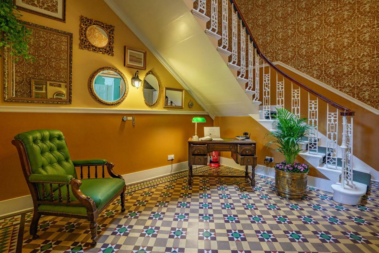 Adria House Hotel Edinburgh Bagian luar foto